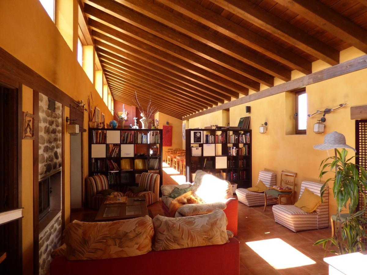 Hotel Albergue Bioclimatico Sabinares Del Arlanza Puentedura Kültér fotó